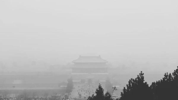 雾霾中的北京城1.jpg